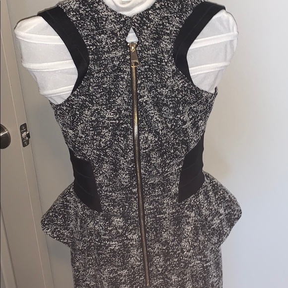 Bebe peplum waisted zippered front dress sz 2 - Picture 5 of 7